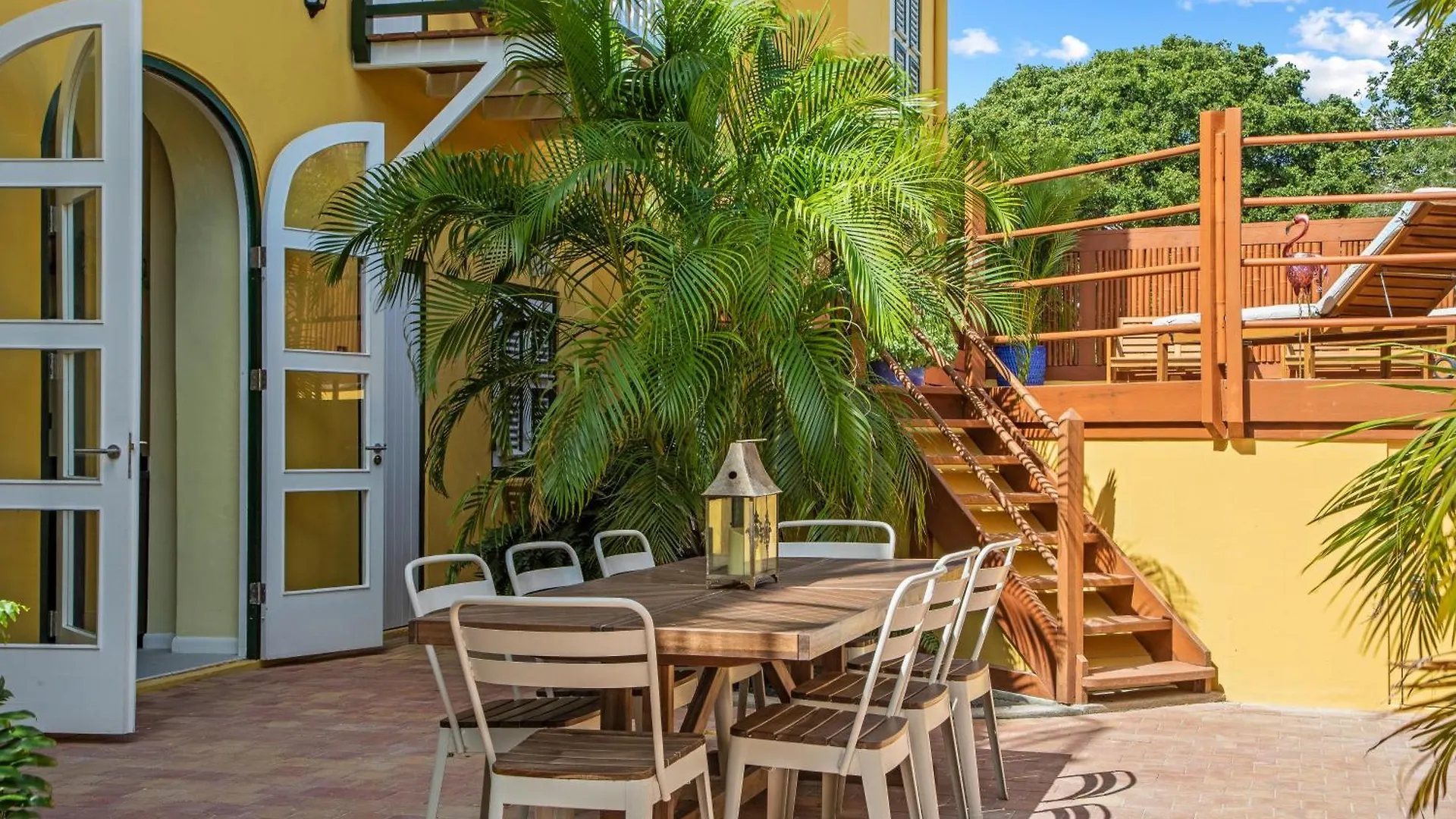 Drift Hotels Willemstad 4*,